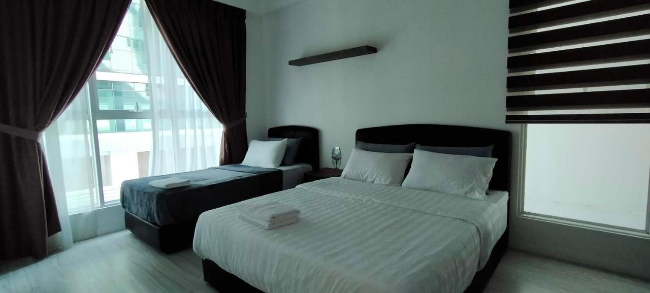 Sutera Avenue Kota Kinabalu Lägenhet Exteriör bild