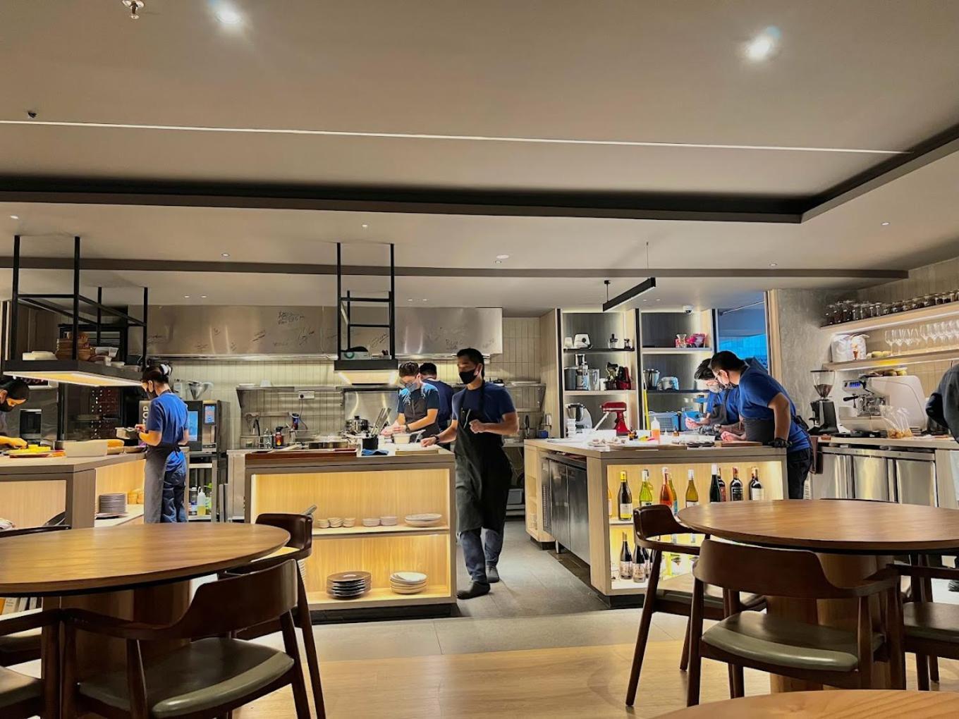 Sutera Avenue Kota Kinabalu Lägenhet Exteriör bild