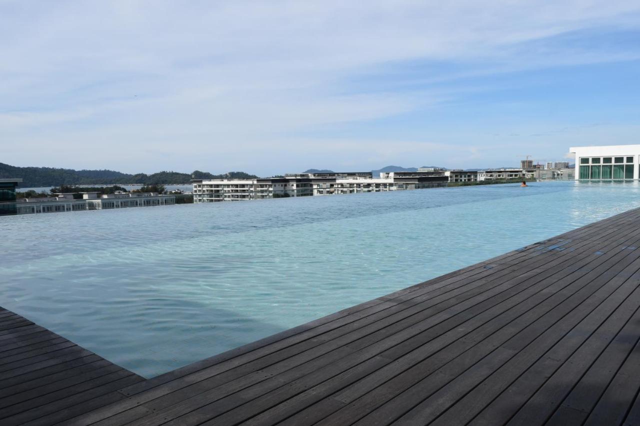 Sutera Avenue Kota Kinabalu Lägenhet Exteriör bild